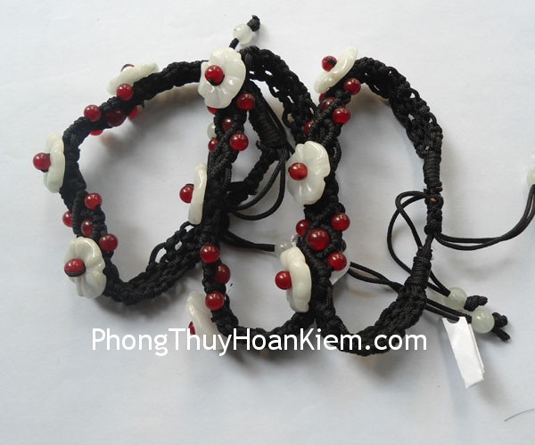 Dây rút 3 mẫu đơn trắng, mang lại phú quý, tình duyên S972 day rut 3 hoa mau don 01 Dây rút 3 mẫu đơn trắng, mang lại phú quý, tình duyên S972