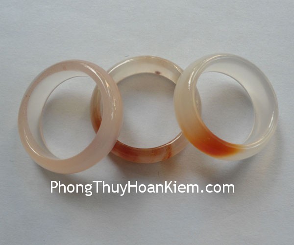 nhan ma nao nho 01 Nhẫn trơn mã não bản nhỏ, gặp nhiều may mắn thể hiện sự cao sang phú quý S965